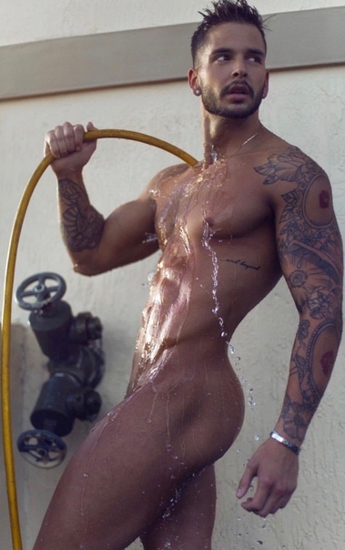 Sandy hume gay