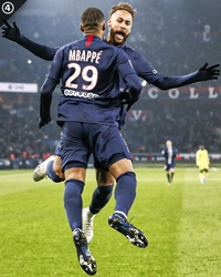 торцевая табличка с номером подъезда. 92 регион на номерах. популярные номера в хоккее. под номером 92. под номером 92.