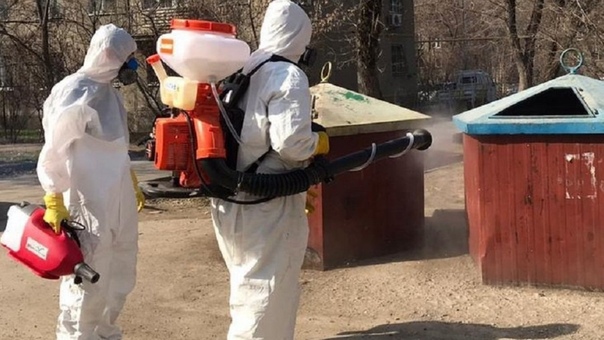 Дезинфекция контейнеров для транспортировки отходов. Дезинфекция мусорных контейнеров. Дезинфекция контейнерных площадок. Дезинфекция мусорных контейнеров видео. Дезинфекция мусорных бункеров 8.