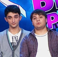 Дуэт лена кука камеди батл. Тамби камеди батл. Камеди батл суперсезон 15. Дуэт кука. Лена кука квн.